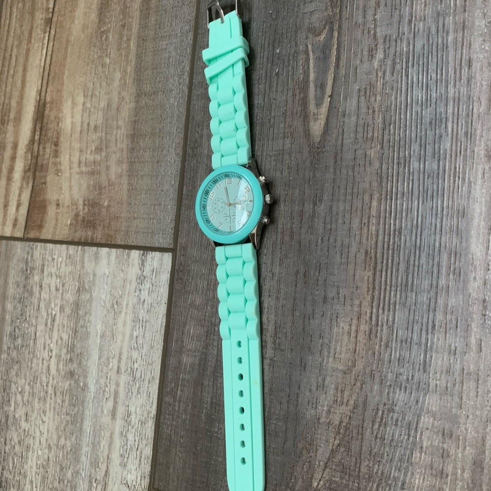Girls watch